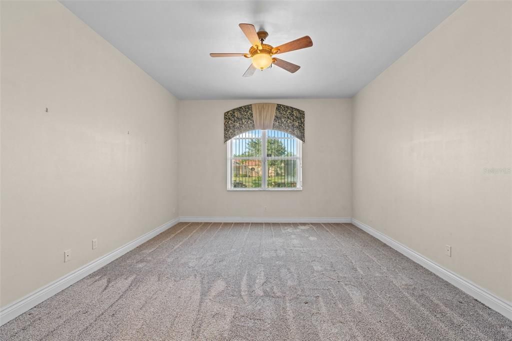 For Sale: $825,000 (3 beds, 2 baths, 2629 Square Feet)