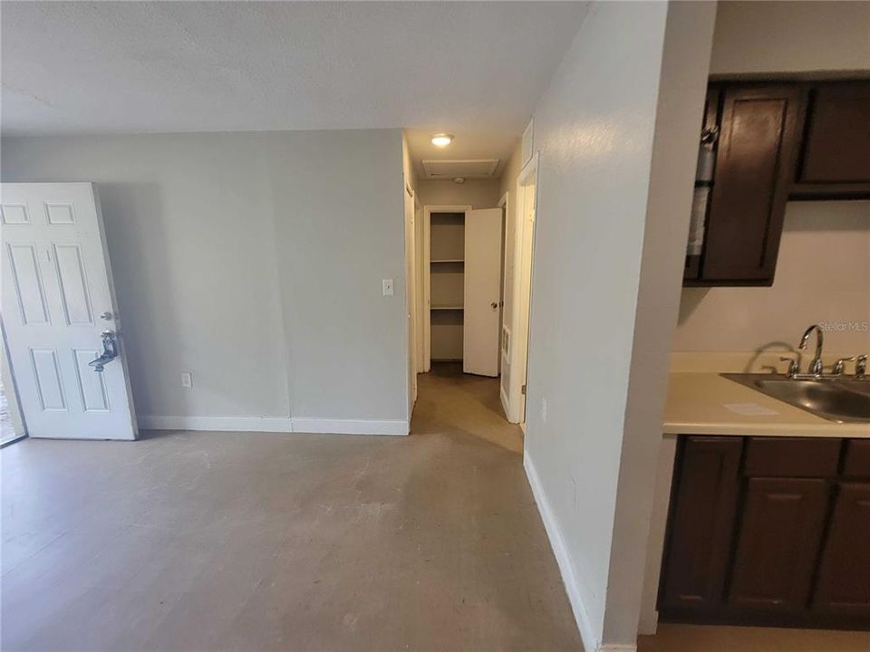 В аренду: $1,050 (2 спален, 1 ванн, 632 Квадратных фут)