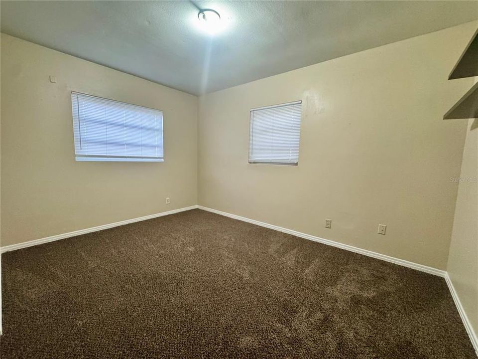 For Rent: $1,700 (3 beds, 1 baths, 1276 Square Feet)