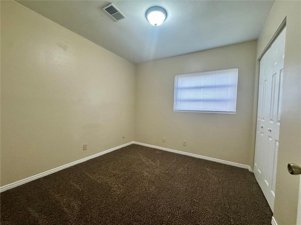 For Rent: $1,700 (3 beds, 1 baths, 1276 Square Feet)