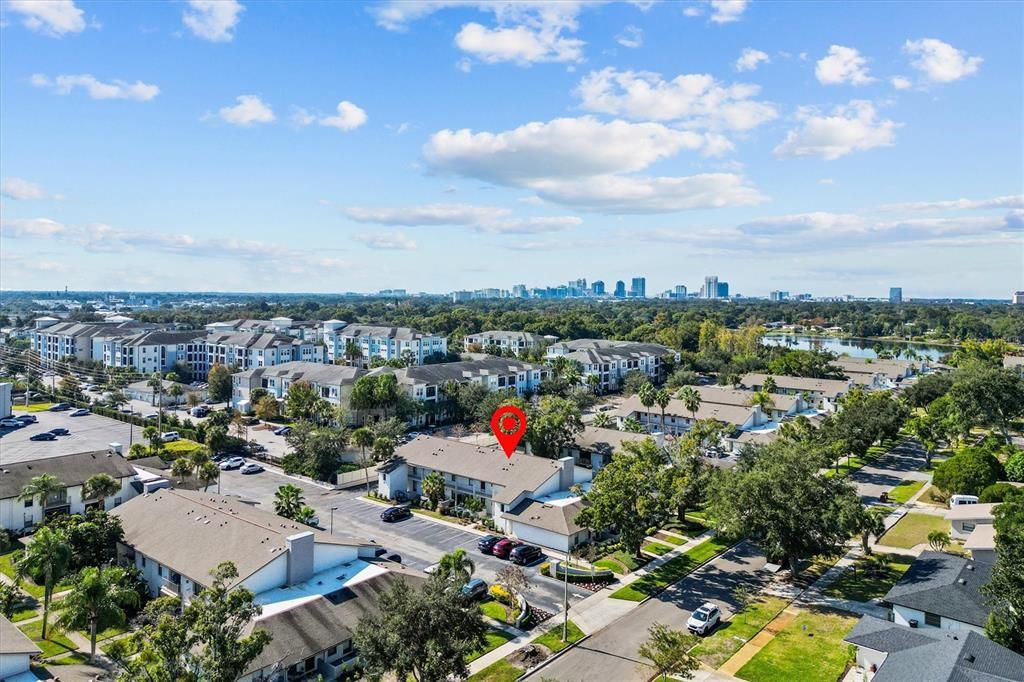 待售: $292,000 (2 贝兹, 2 浴室, 890 平方英尺)