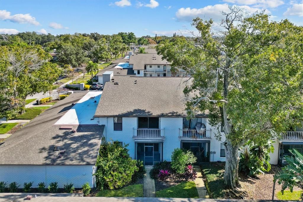 待售: $292,000 (2 贝兹, 2 浴室, 890 平方英尺)