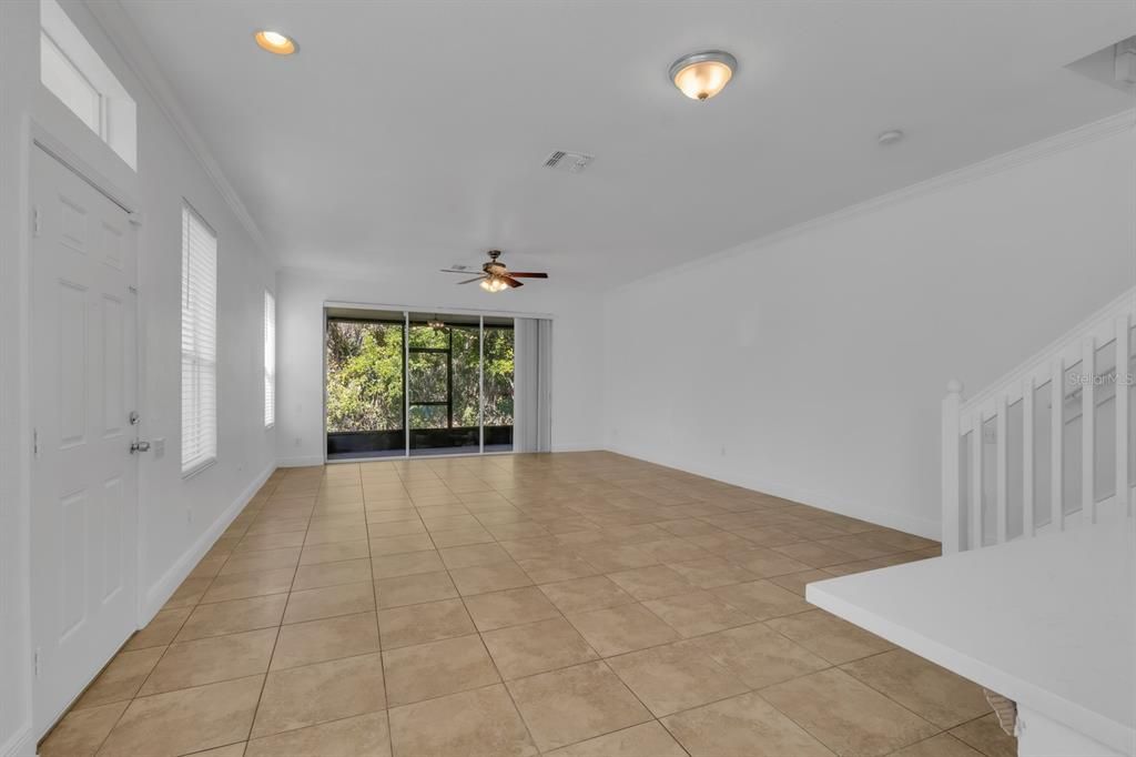 For Rent: $2,175 (3 beds, 2 baths, 1647 Square Feet)