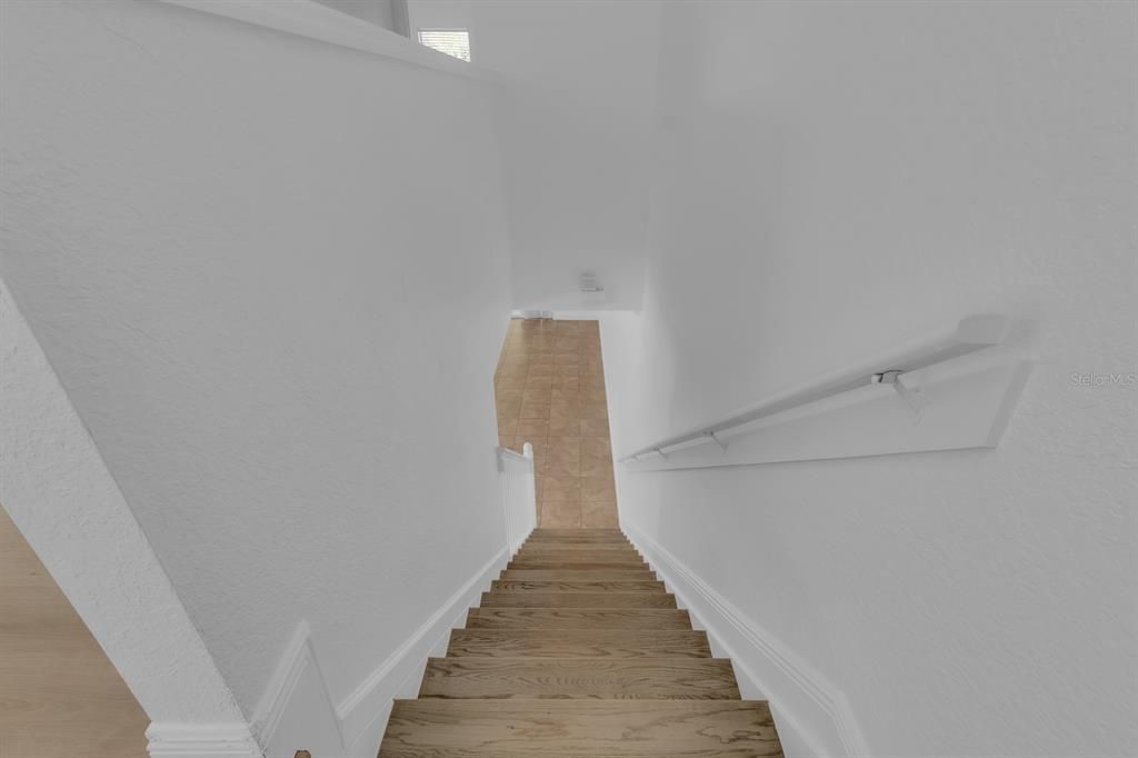 For Rent: $2,175 (3 beds, 2 baths, 1647 Square Feet)