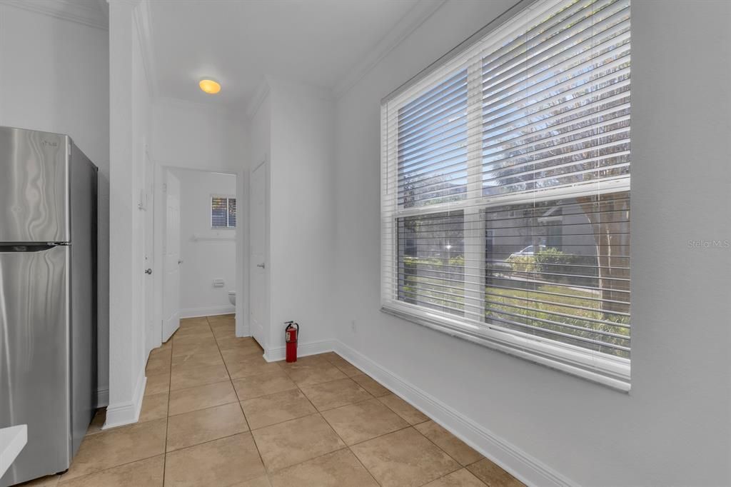 For Rent: $2,175 (3 beds, 2 baths, 1647 Square Feet)