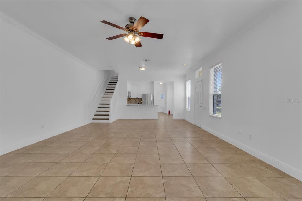 For Rent: $2,175 (3 beds, 2 baths, 1647 Square Feet)