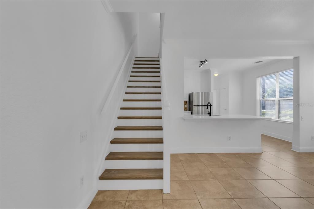 For Rent: $2,175 (3 beds, 2 baths, 1647 Square Feet)