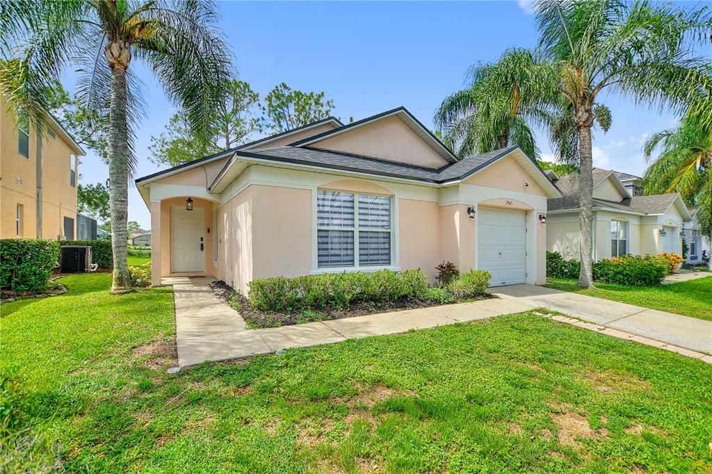 На продажу: $329,900 (3 спален, 2 ванн, 1130 Квадратных фут)