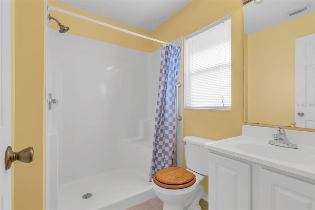 待售: $355,000 (3 贝兹, 2 浴室, 1120 平方英尺)