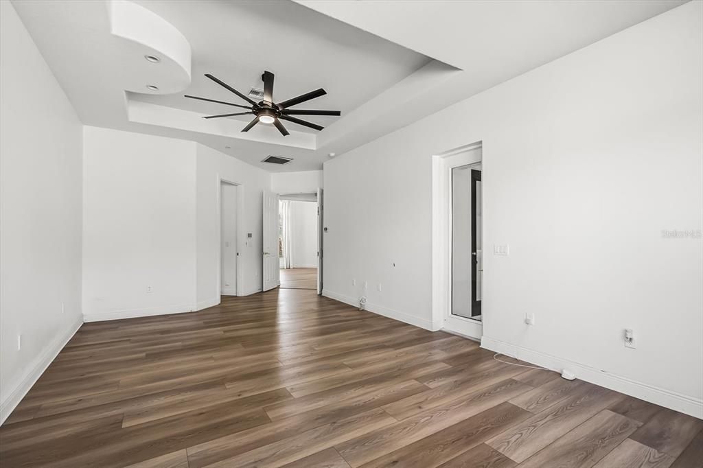 На продажу: $1,299,900 (4 спален, 4 ванн, 3265 Квадратных фут)