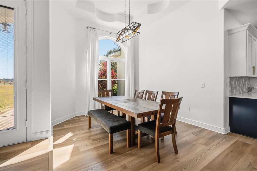 На продажу: $1,299,900 (4 спален, 4 ванн, 3265 Квадратных фут)