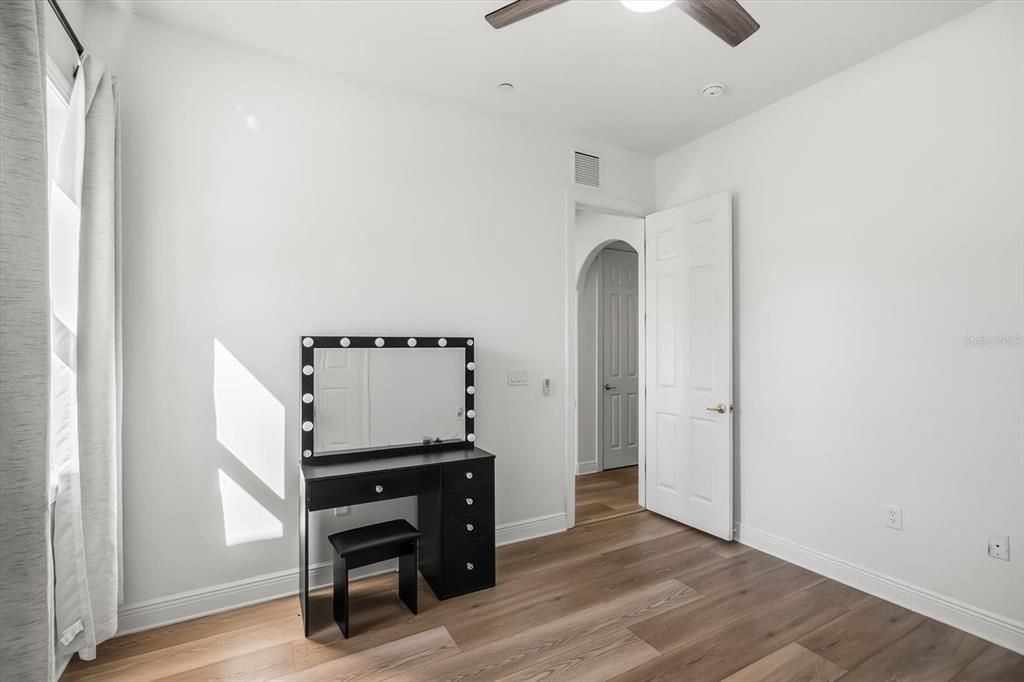 На продажу: $1,299,900 (4 спален, 4 ванн, 3265 Квадратных фут)