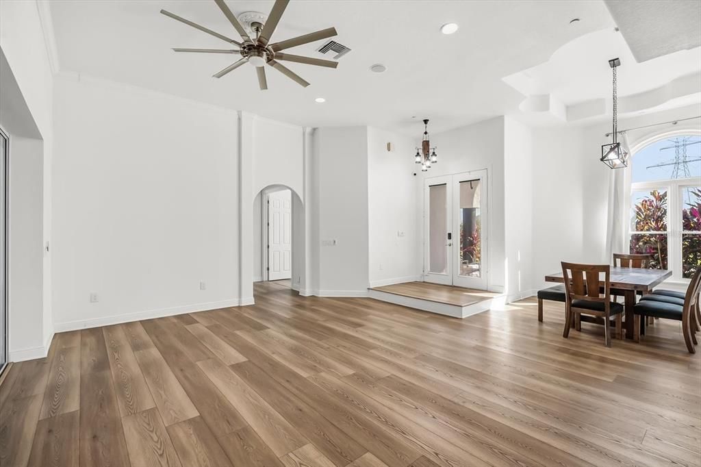 На продажу: $1,299,900 (4 спален, 4 ванн, 3265 Квадратных фут)