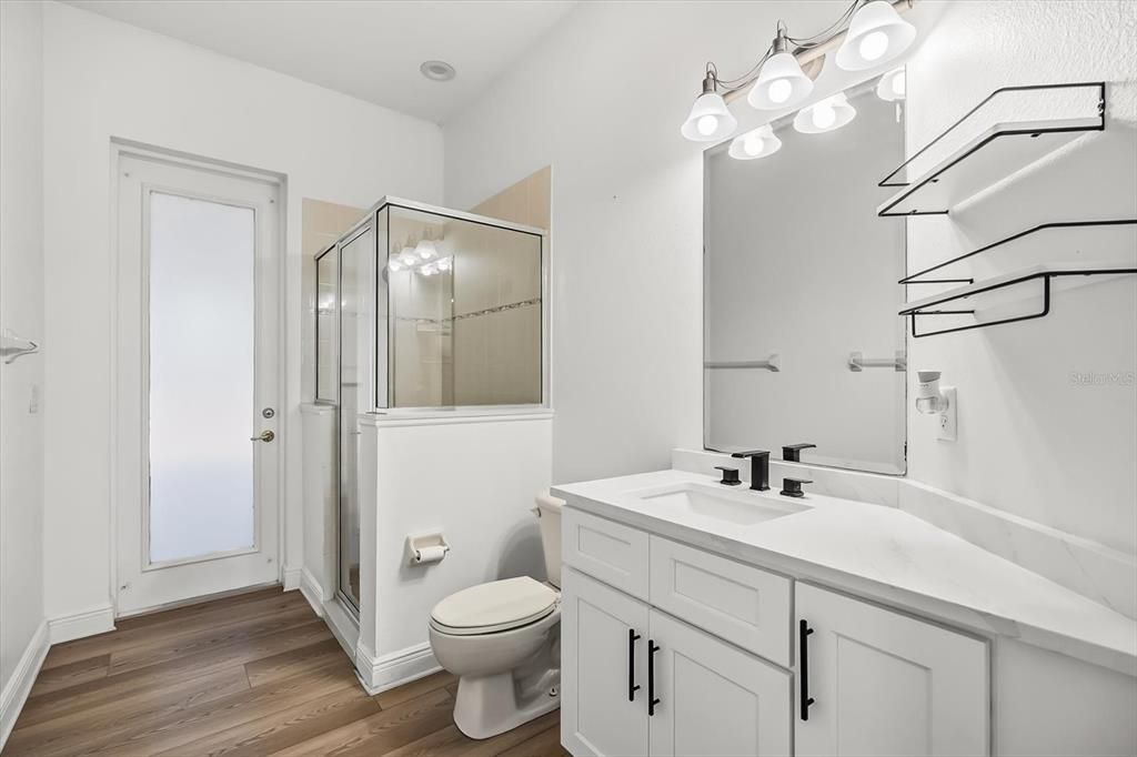 На продажу: $1,299,900 (4 спален, 4 ванн, 3265 Квадратных фут)