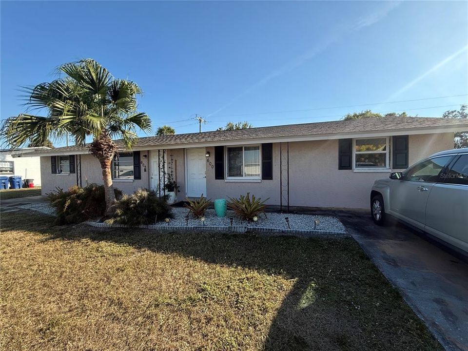 For Rent: $1,575 (2 beds, 1 baths, 783 Square Feet)