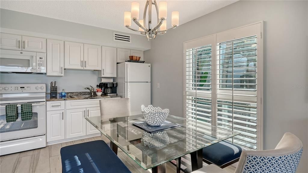 For Sale: $895,000 (1 beds, 1 baths, 720 Square Feet)