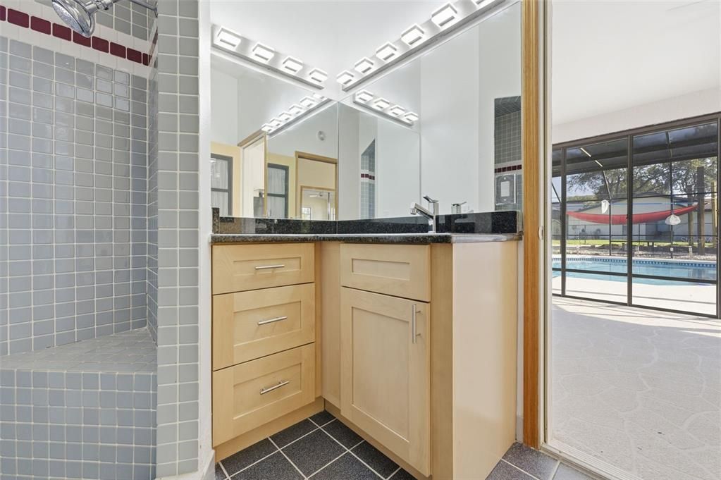 待售: $449,900 (3 贝兹, 3 浴室, 2460 平方英尺)