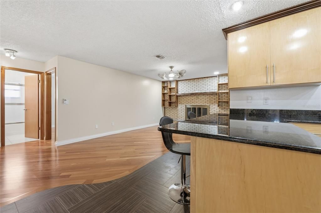 待售: $449,900 (3 贝兹, 3 浴室, 2460 平方英尺)