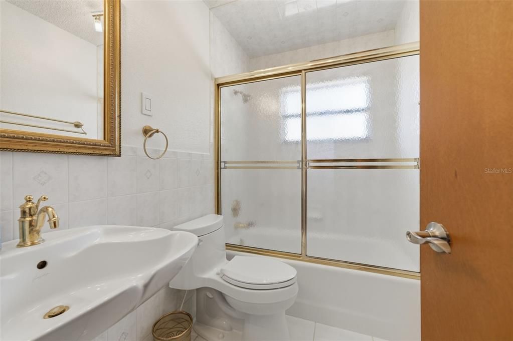 待售: $449,900 (3 贝兹, 3 浴室, 2460 平方英尺)