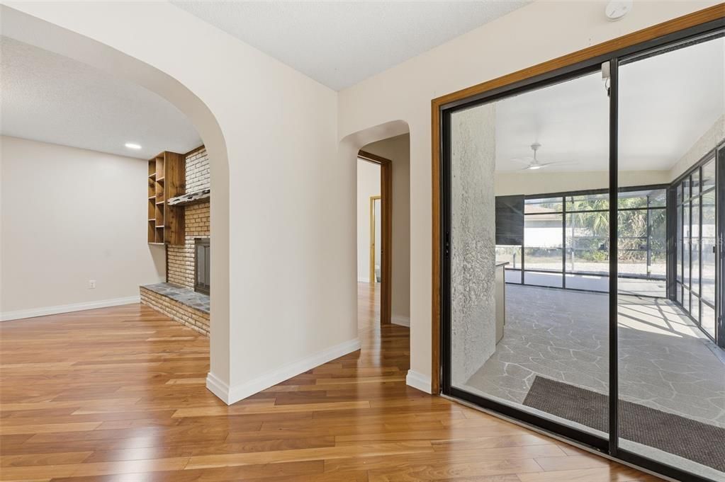 待售: $449,900 (3 贝兹, 3 浴室, 2460 平方英尺)