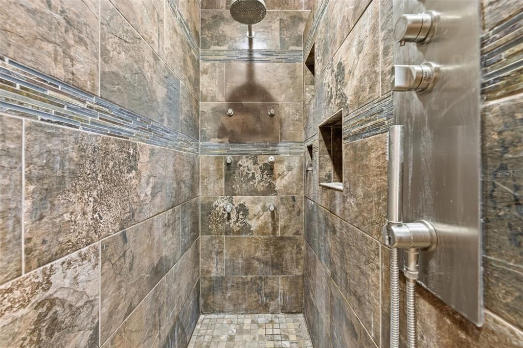 待售: $449,900 (3 贝兹, 3 浴室, 2460 平方英尺)