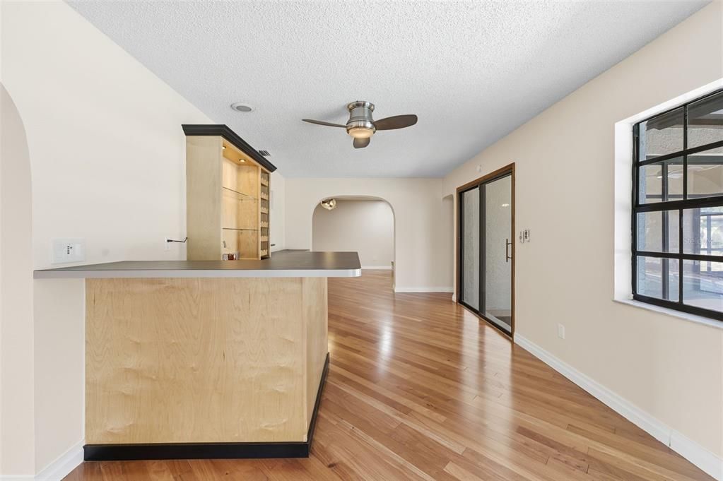 待售: $449,900 (3 贝兹, 3 浴室, 2460 平方英尺)