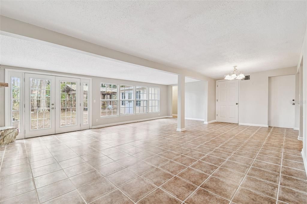 待售: $499,900 (3 贝兹, 2 浴室, 2137 平方英尺)