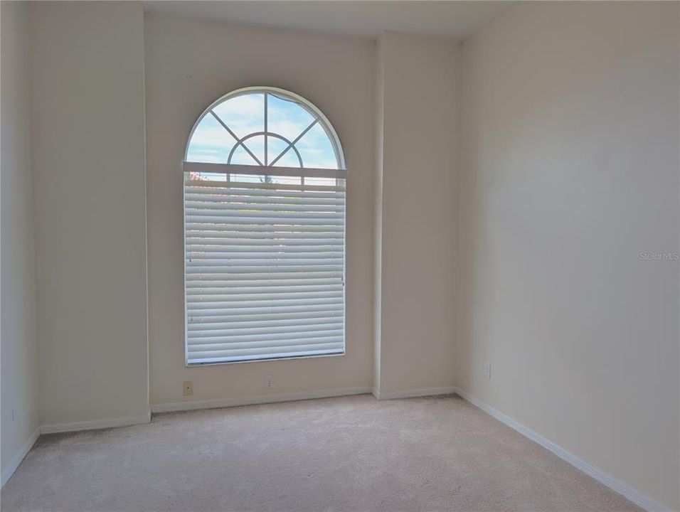 For Rent: $2,995 (3 beds, 2 baths, 1991 Square Feet)