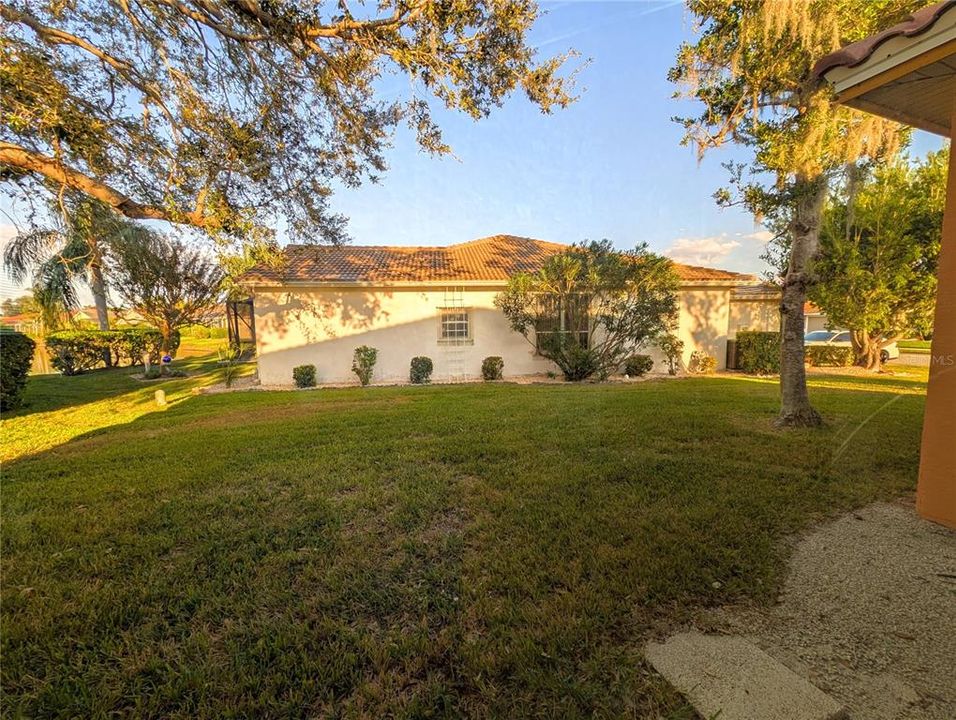 For Rent: $2,995 (3 beds, 2 baths, 1991 Square Feet)