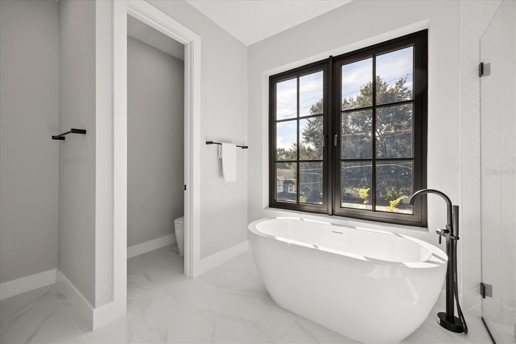 For Sale: $1,329,000 (5 beds, 4 baths, 3317 Square Feet)