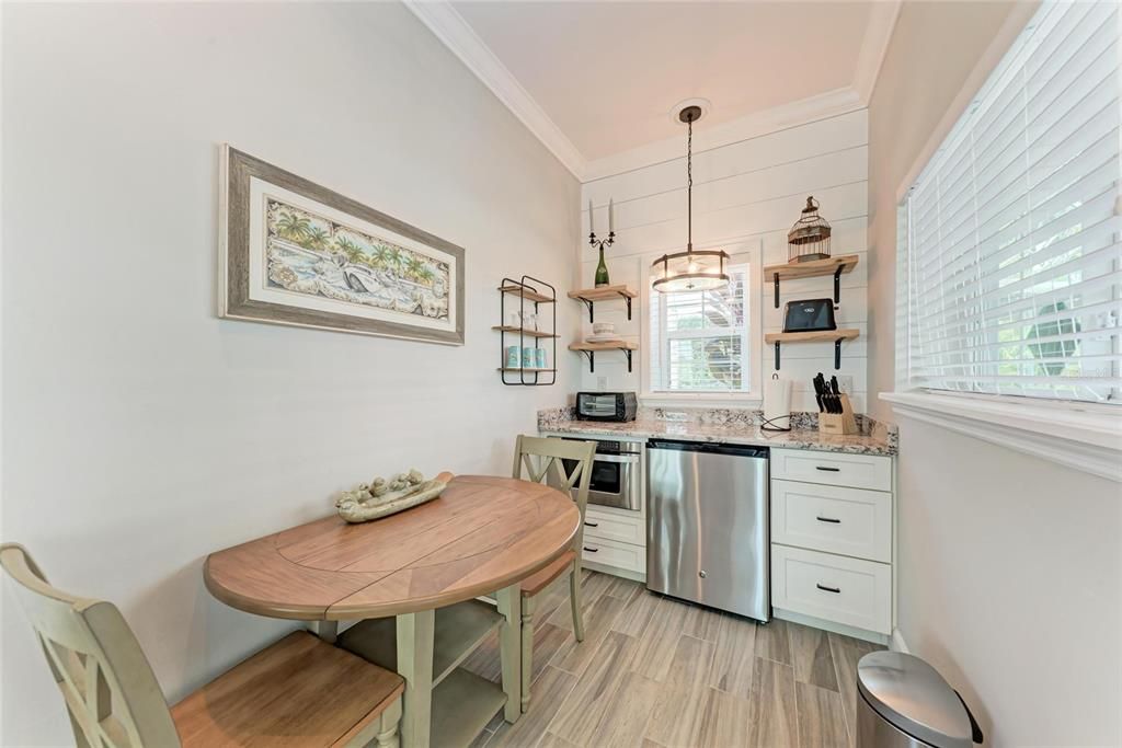 For Sale: $369,000 (1 beds, 1 baths, 271 Square Feet)