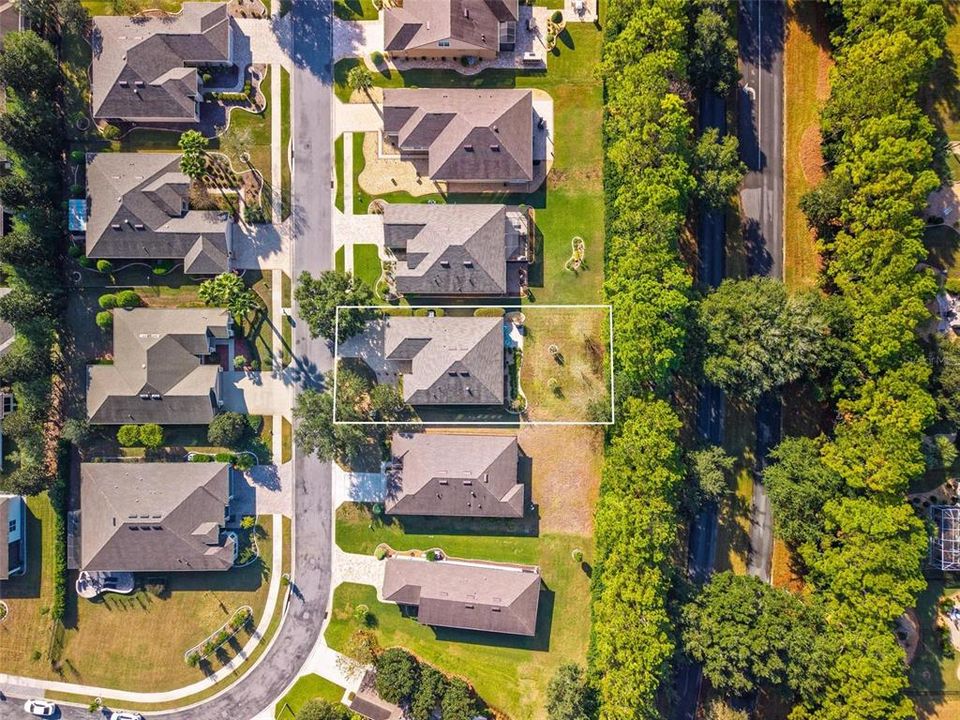 For Sale: $330,000 (2 beds, 2 baths, 1596 Square Feet)