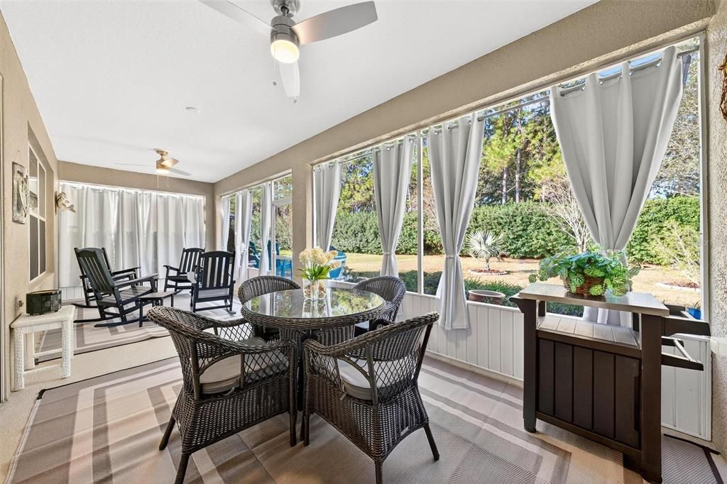 For Sale: $330,000 (2 beds, 2 baths, 1596 Square Feet)