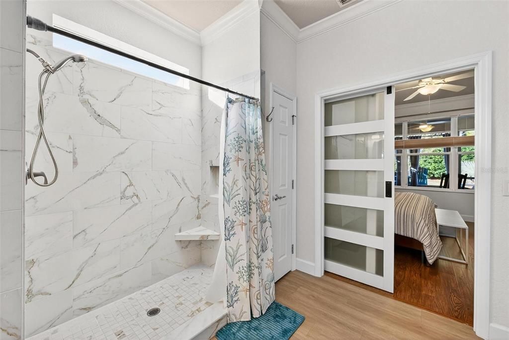 For Sale: $330,000 (2 beds, 2 baths, 1596 Square Feet)