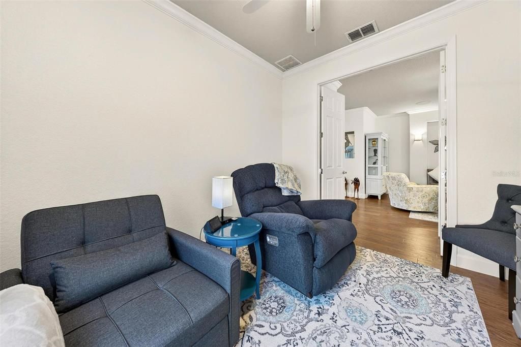 For Sale: $330,000 (2 beds, 2 baths, 1596 Square Feet)