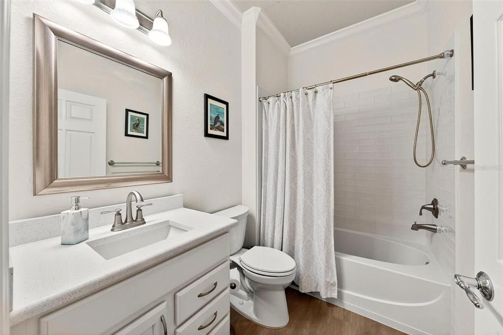 For Sale: $330,000 (2 beds, 2 baths, 1596 Square Feet)