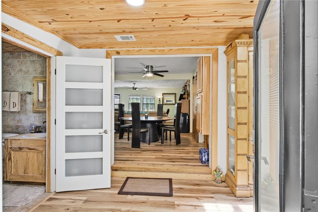 待售: $425,000 (3 贝兹, 3 浴室, 1788 平方英尺)