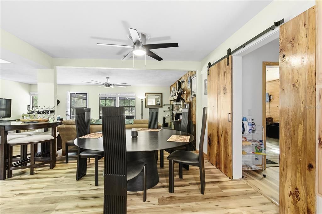 待售: $425,000 (3 贝兹, 3 浴室, 1788 平方英尺)