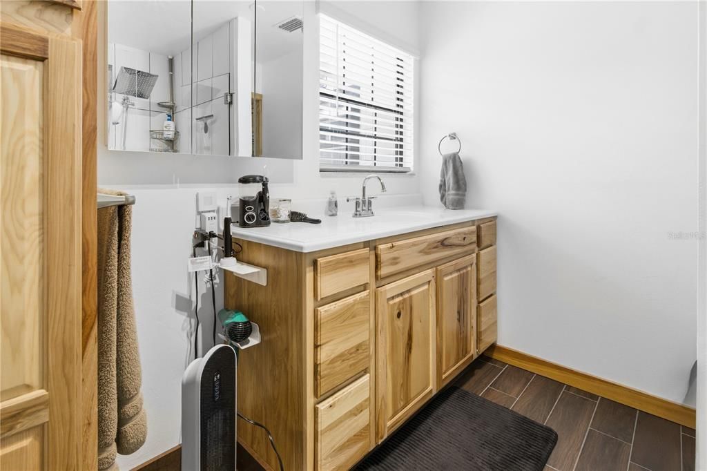 待售: $425,000 (3 贝兹, 3 浴室, 1788 平方英尺)