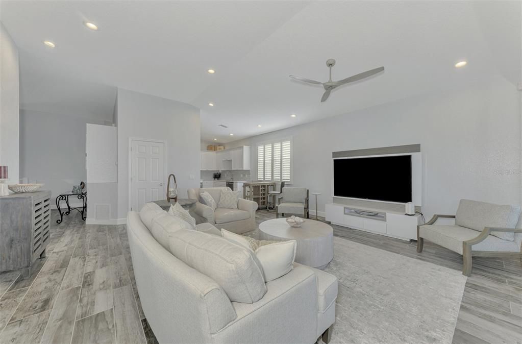 For Sale: $275,000 (3 beds, 2 baths, 1766 Square Feet)