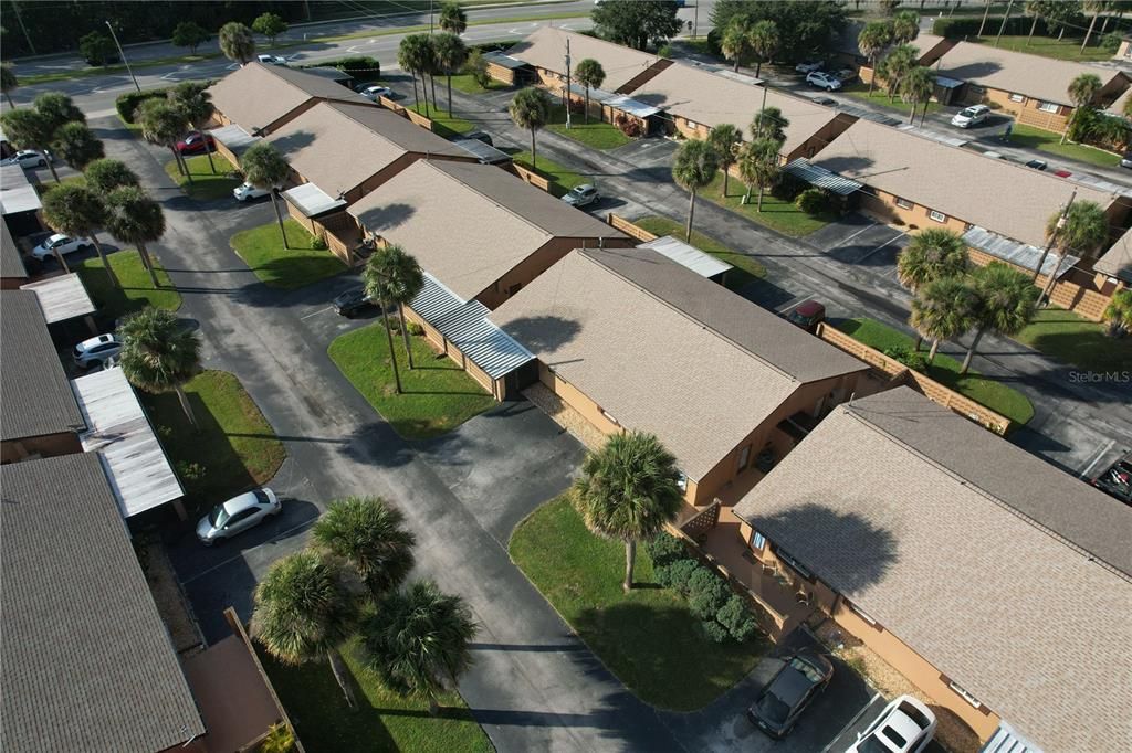 待售: $147,900 (1 贝兹, 1 浴室, 690 平方英尺)