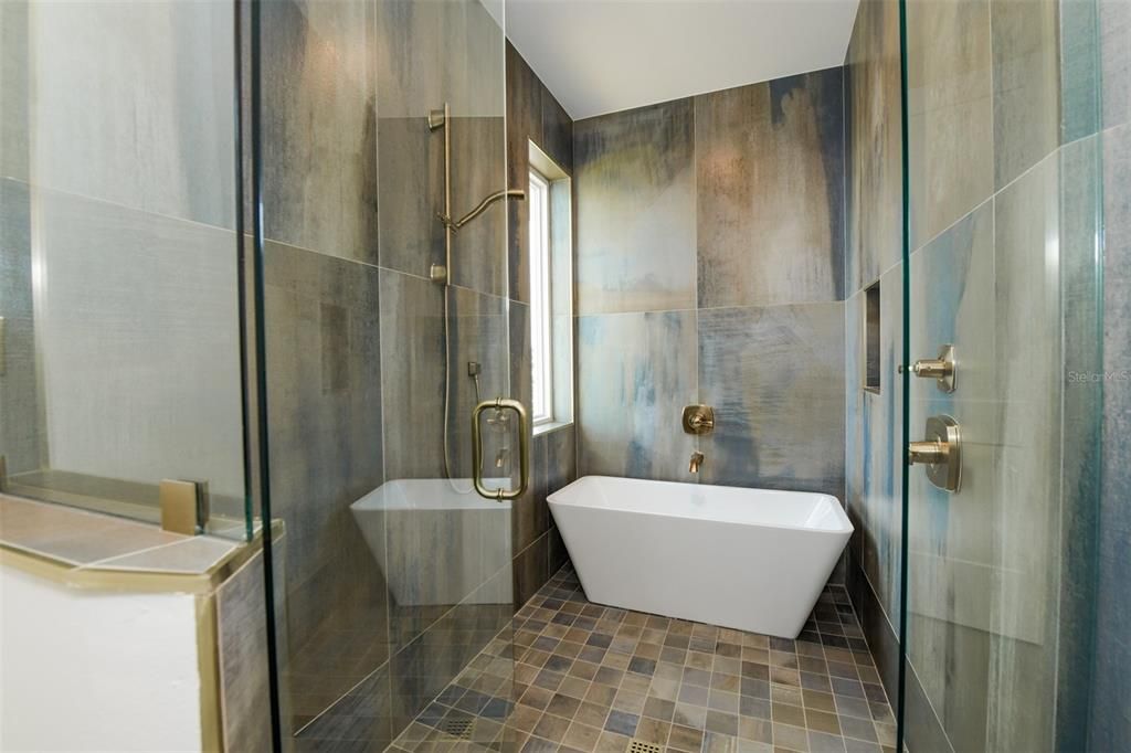 En Venta: $3,500,000 (7 camas, 7 baños, 3112 Pies cuadrados)