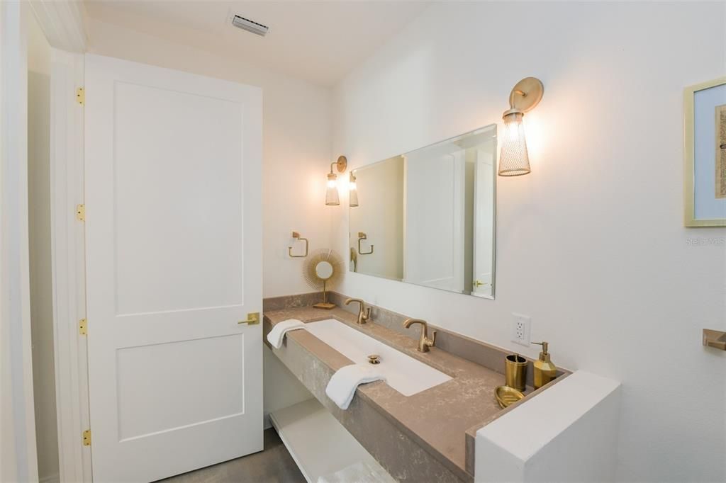 En Venta: $3,500,000 (7 camas, 7 baños, 3112 Pies cuadrados)