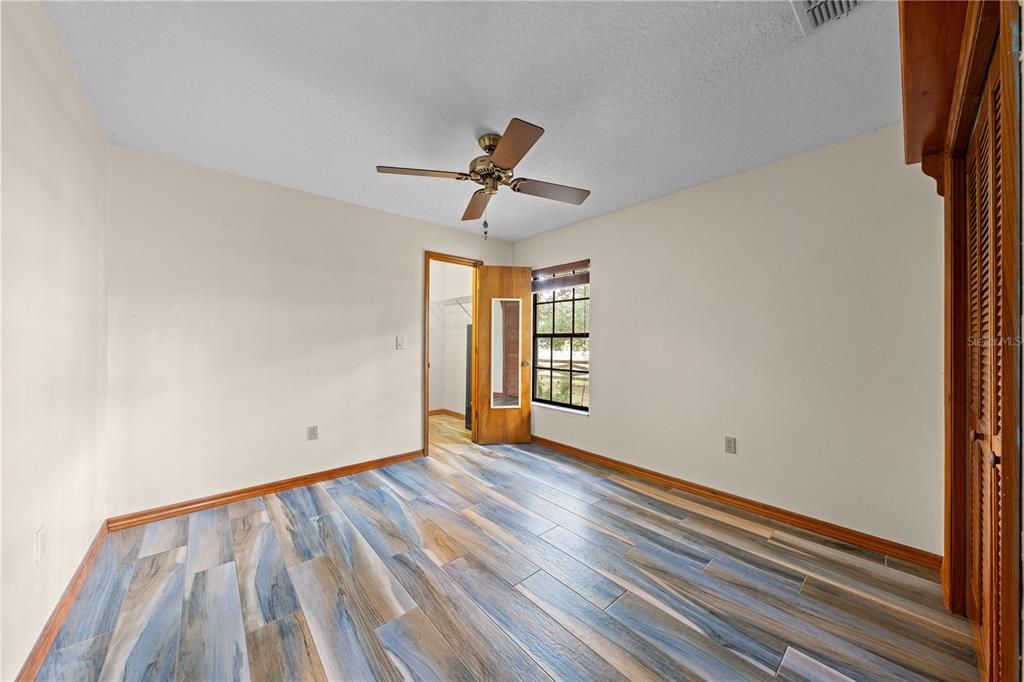 На продажу: $699,900 (4 спален, 2 ванн, 1899 Квадратных фут)