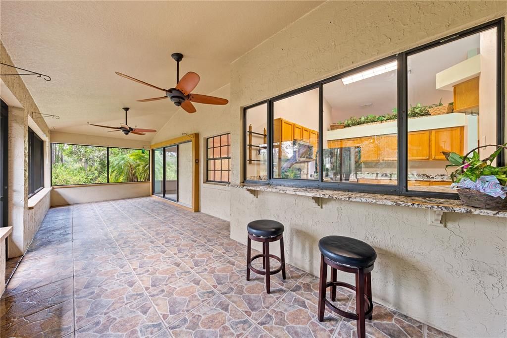 На продажу: $699,900 (4 спален, 2 ванн, 1899 Квадратных фут)