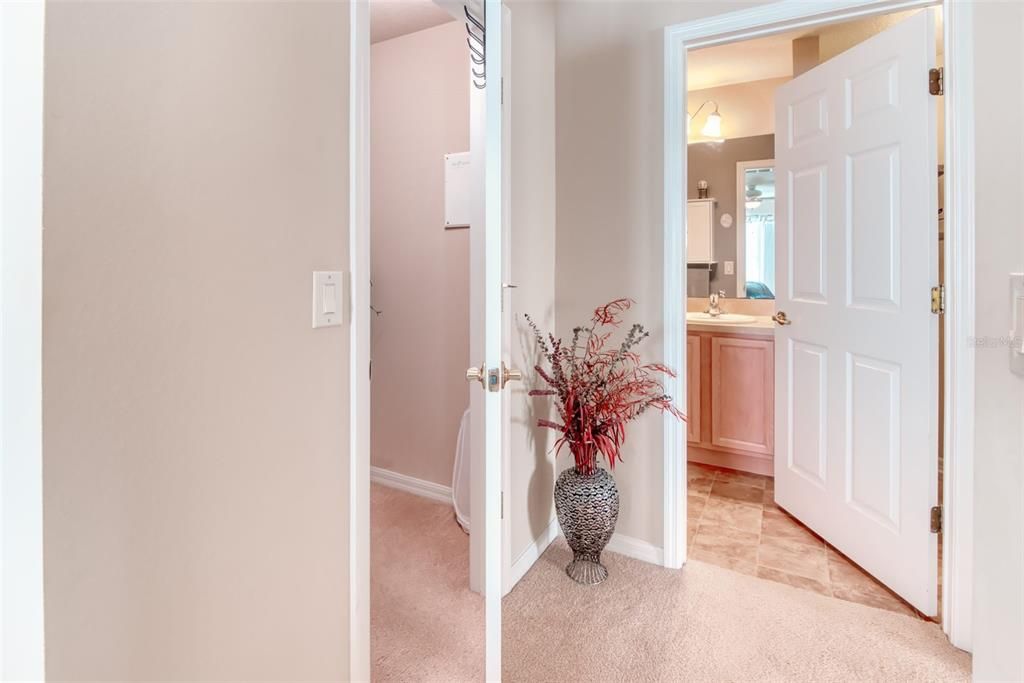 待售: $239,239 (2 贝兹, 2 浴室, 1258 平方英尺)