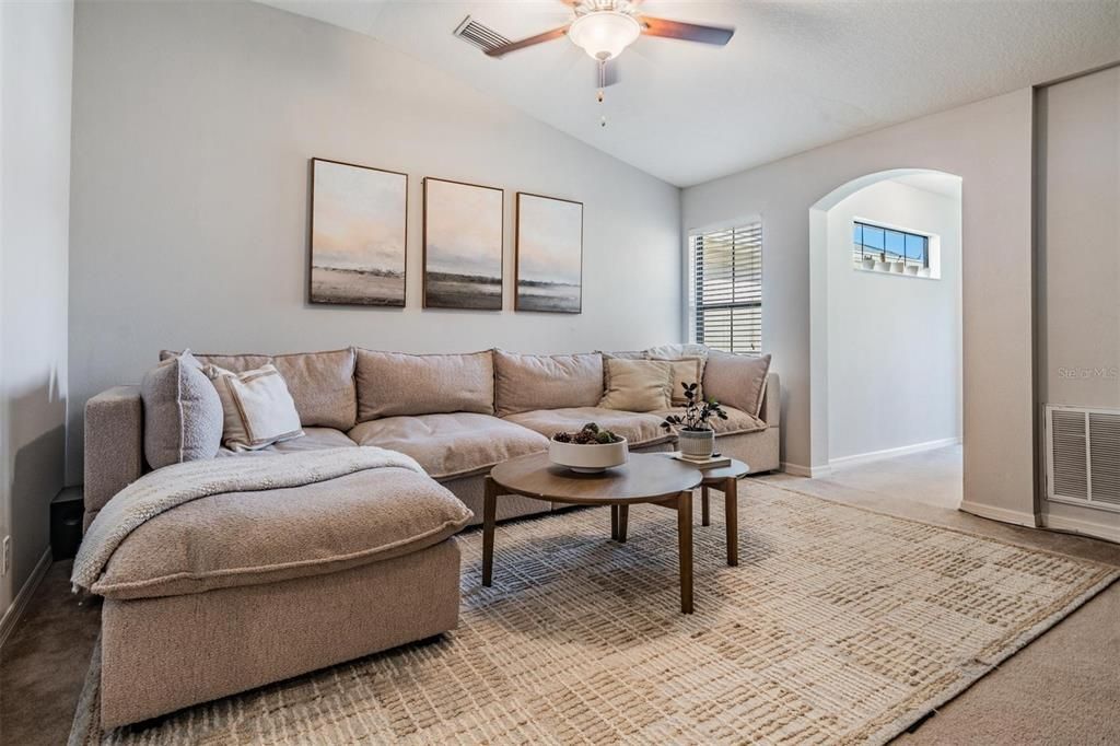 For Sale: $449,000 (2 beds, 2 baths, 1731 Square Feet)