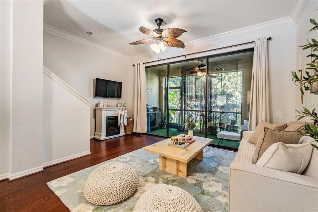 For Sale: $449,000 (2 beds, 2 baths, 1731 Square Feet)