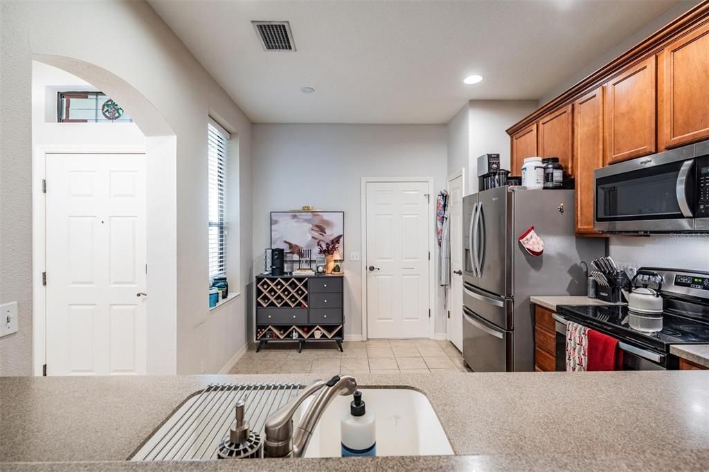 For Sale: $449,000 (2 beds, 2 baths, 1731 Square Feet)