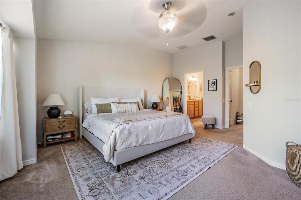 For Sale: $449,000 (2 beds, 2 baths, 1731 Square Feet)